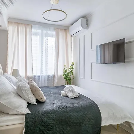 Gold Premium 2 * Warsaw